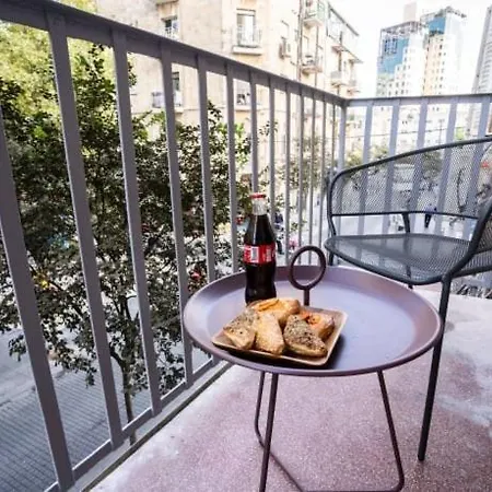 Ben Yehuda, 3 Lovely Flats In The Same Building Jérusalem Extérieur photo