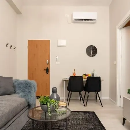 Ben Yehuda, 3 Lovely Flats In The Same Building Jérusalem Extérieur photo