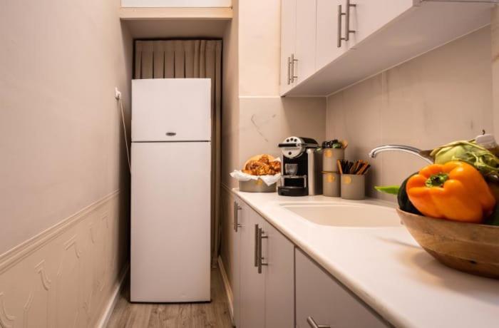 Ben Yehuda, 3 Lovely Flats In The Same Building Jérusalem